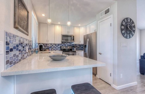 Deer Valley House | So Private! Home with FREE heated pool! by SPJ Hosting