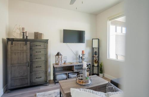 Hildale House | So Zion Painted Desert-4Bed, 3Bath, Hot Tub, Deck