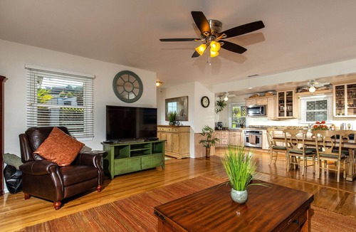 Olde Solana Beach House | Solana Beach Oasis 3BD/2BA (Steps 2 Both Beaches)