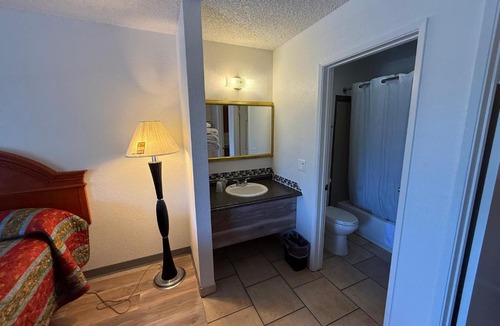 Vallejo Hotel | Solano Inn Vallejo Napa Valley - Six Flags