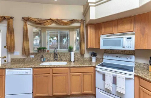 Lake Havasu City House | Soleil Oasis w/Pool/lakeside