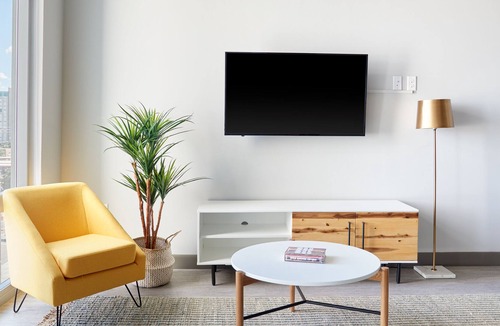 Downtown Phoenix Apartment | Sonder at McKinley | Superior One-Bedroom Apartment