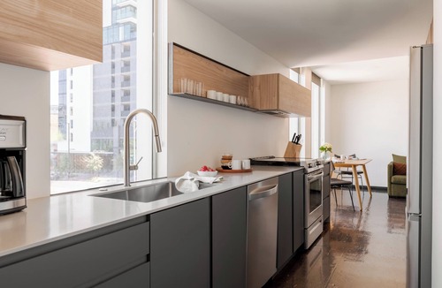 Evans Churchill Apartment | Sonder Ida | One-Bedroom Apartment