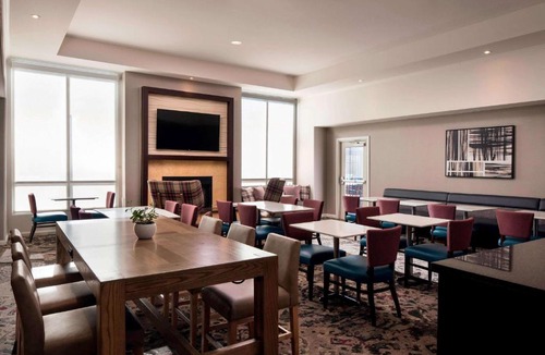 South Scottsdale Hotel | Sonesta ES Suites Scottsdale Paradise Valley