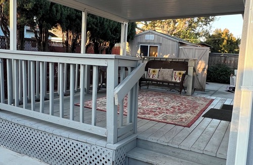 Oakland House | Soothing 2-bedroom house in cool Oakland neighborhood