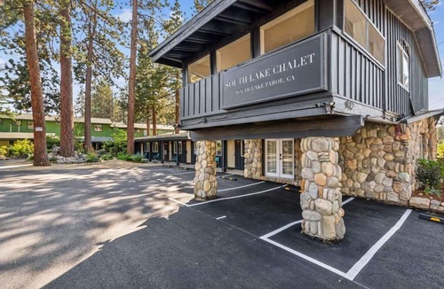Lakeside Park Apartment | South Lake Chalet #8