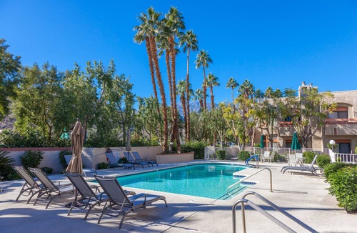Palm Springs Condo | Southeastern Palm Springs