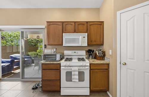Granville House | Southwest Serenity in PV - Stylish 3BD 2 BA - Dog Friendly