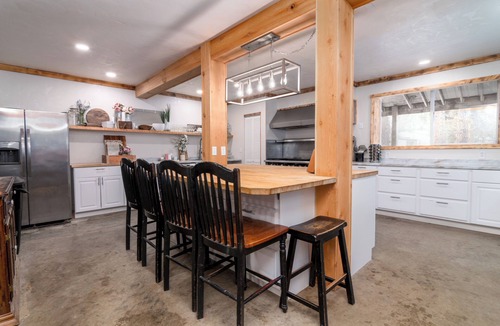 USA Cabin | Spacious 11 Bdrm Lodge on edge of Clearwater Ntl Forest