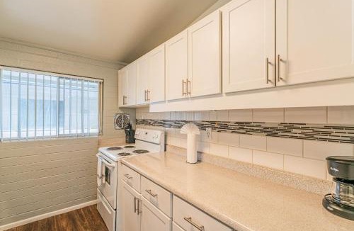 Camelback Park Estates Apartment | Spacious 2 Bedroom, 2 Bath, Pool, Free Parking, Gym