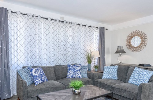 Bay Park Apartment | Spacious 2BR 15 mins to Mission Beach Sea World