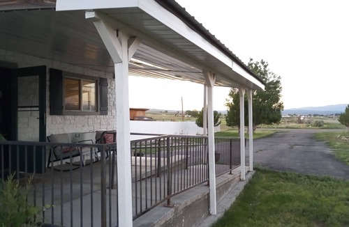 Panguitch House | Spacious 3 bedroom 2 bath home less than 25 miles from Bryce Canyon.