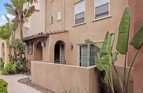 Mira Costa House | Spacious 3-bedroom townhome in peaceful Oceanside with AC