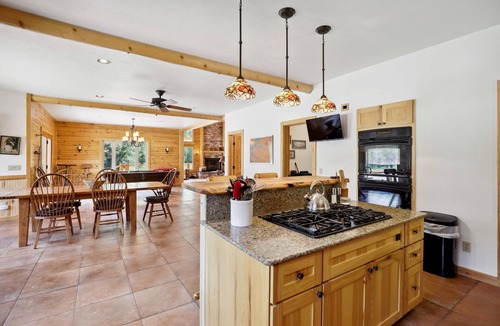 Cortez Ski Chalet | Spacious 3BR Chalet in Charming Dolores, CO- Hot Tub, Deck & Mountain Views