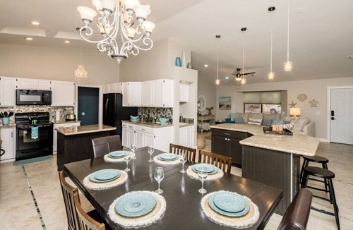 Lake Havasu City House | Spacious 3BR Retreat w/Private Pool – Perfect for Families & Groups!