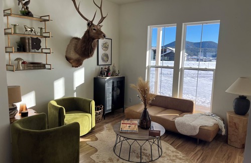 Fort Valley House | Spacious 4-bedroom house. Super quiet. close to snowbowl. Hour from Grand Canyon