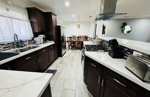 Santa Clara House | Spacious 4-bedroom house with AC, WiFi in charming Santa Clara