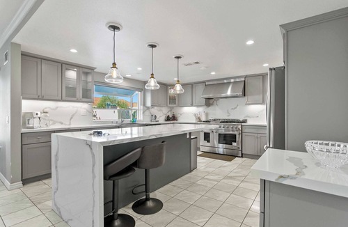 Yorba Linda House | Spacious 4BR Home｜Pool Access｜Modern Amenities｜ Yorba Linda｜Laundry Room #42033