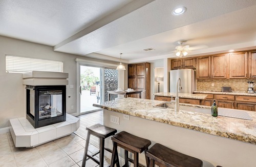 Silverado Ranch House | Spacious 5-bedroom house with Hot Tub & Pool Table