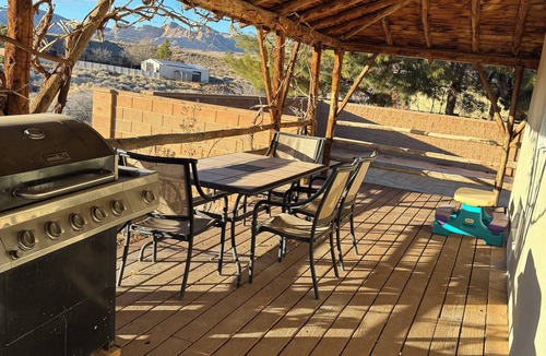 St. George House | Spacious 5-bedroom house in awesome St. George with AC, WiFi