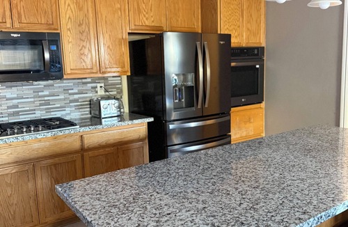 Antioch House | Spacious 5-bedroom house in lovely Antioch with POOL WiFi, AC