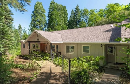 Glencoe Cabin | Spacious Arnold Retreat , Sleeps 18, 3 Private Acres