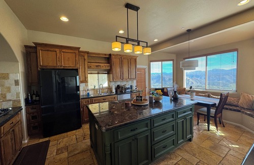 El Cajon House | Spacious Canyon Retreat: 10 Acres, Mountain Views, Pet-Friendly, Near San Diego