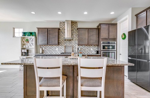 Montecito in Estrella House | Spacious, clean 4 bd/3 bath house w/private pool, patio close to sports, hiking