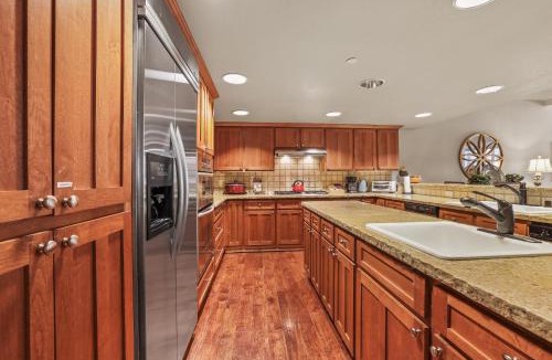 Kirkwood House | Spacious Elegance-Kirkwood-Timber Ridge 3 Bedroom