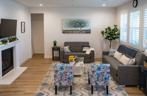 Santa Rosa House | Spacious Family Home With Hot Tub