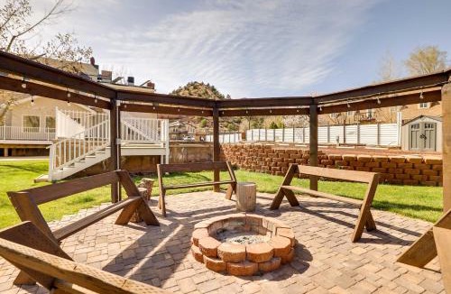 Hildale House | Spacious Hildale House w/Large Deck!