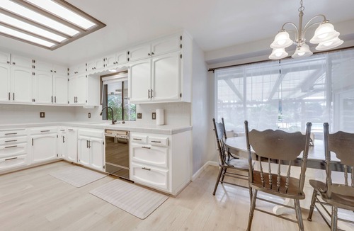 Roosevelt House | Spacious Home - 6 Mi to Downtown Fresno!
