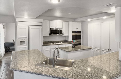 Las Vegas House | Spacious home, private heated pool & spa, completely furnished in a great area