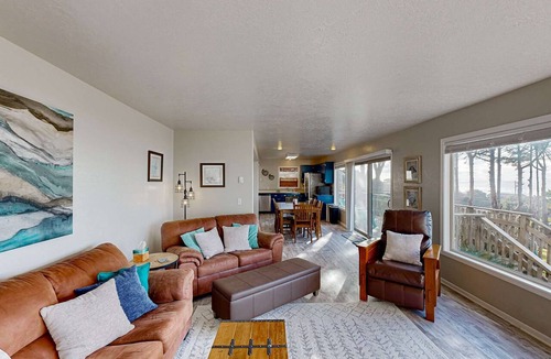 Waldport House | Spacious home with stunning ocean views, hot tub, shuffleboard, air hockey, WiFi
