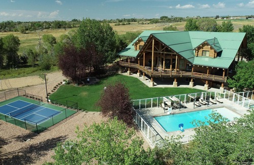 Duchesne County Cabin | Spacious lodge and ranch property - great for large groups