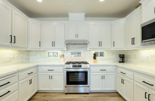 Downtown House | Spacious & Modern Downtown Pismo Beach Townhouse