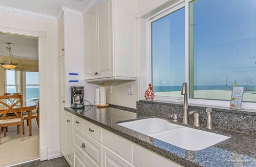 Carlsbad Condo | Spacious Ocean Front Condominium – Spectacular Ocean Views!
