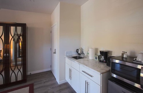 Bankers Hill Apartment | Spacious Studio with Incredible Balboa Park View