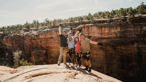 Kanab Apartment | Spacious Townhome by Utah National Parks Sleeps 8