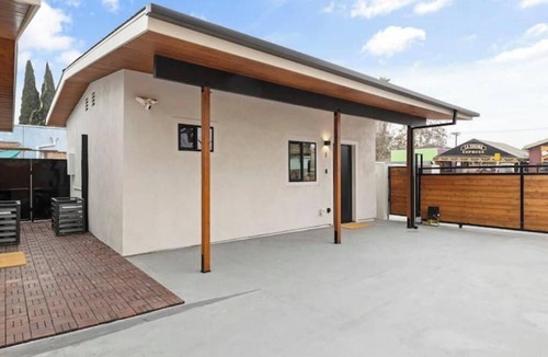 Los Angeles House | Spacious w/1BR 1bath - near DTLA East Los Angeles