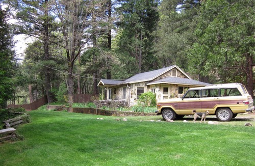 Quincy Cottage | Spanish Creek Cottage Private Waterfront Year Round
