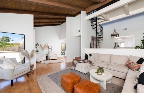 Monarch Beach House | Spanish-Modern 3bed Condo located in Monarch Beach!