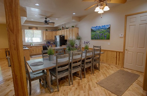 Pinetop Cabin | *Special* Groups~PlayArea~Pinetop Mtn Escape