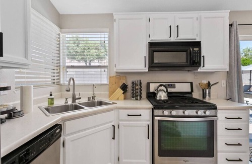 North Las Vegas House | Spectacular 3BR Home w/Pool