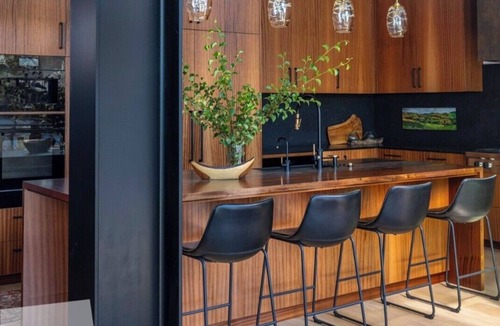 Truckee House | Spectacular Modern Lakefront 4-bedroom house on Donner Lake in Truckee CA