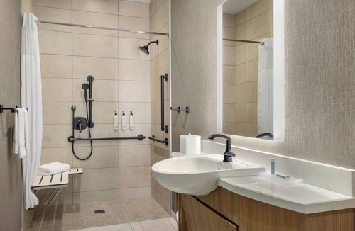 San Luis Obispo Hotel | SpringHill Suites by Marriott San Luis Obispo