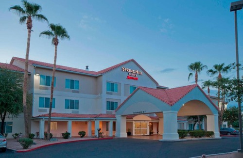 Chandler Hotel | SpringHill Suites by Marriott Phoenix Chandler Fashion Center