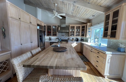 Oak Shores House | Stairway to Naci Heaven 180 degree lakefront views Pet Friendly, WIFI