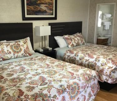 Big Pine Hotel | Starlight Motel