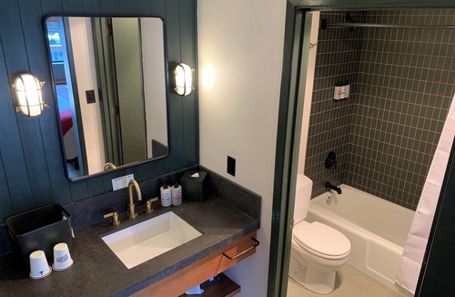 Lakeside Park Hotel | Station House Inn - Near Heavenly Gondola